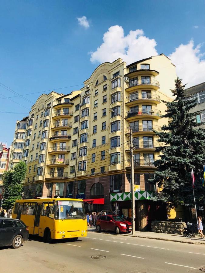 Apartaments Sichovyh Strilciv 68A Ivano-Frankivsk Luaran gambar