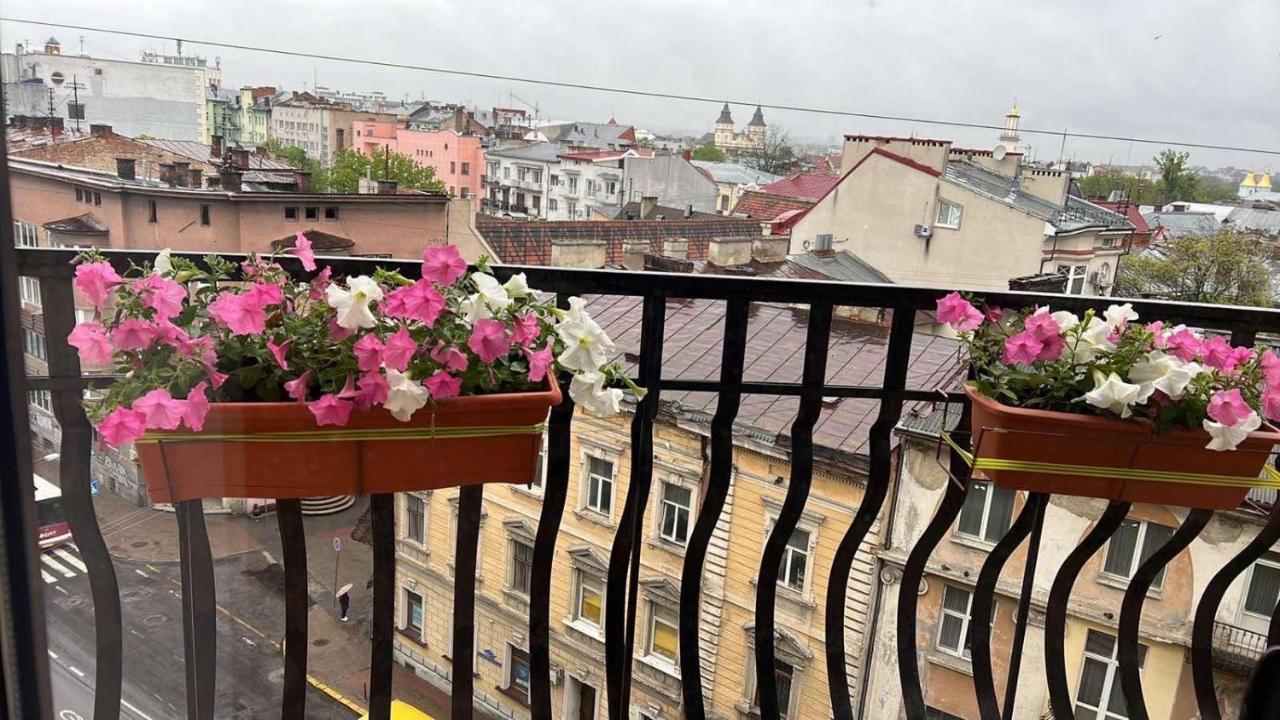 Apartaments Sichovyh Strilciv 68A Ivano-Frankivsk Luaran gambar