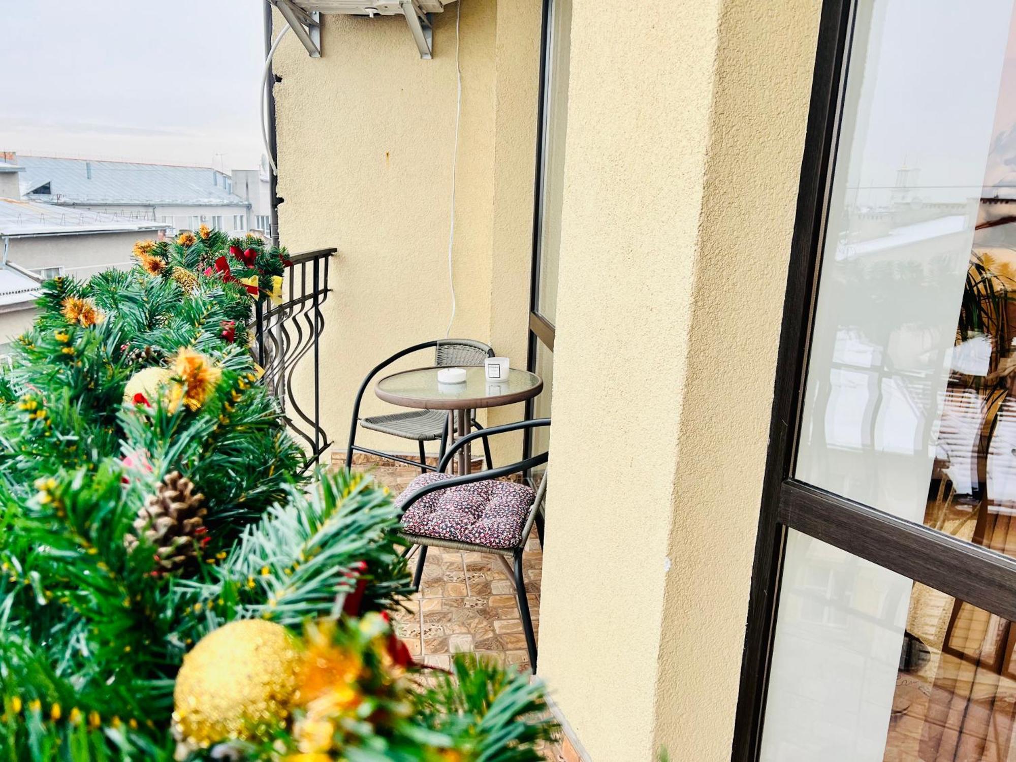 Apartaments Sichovyh Strilciv 68A Ivano-Frankivsk Luaran gambar